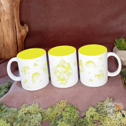 Groupe de Koï et fleur de sakura, mug blanc et jaune